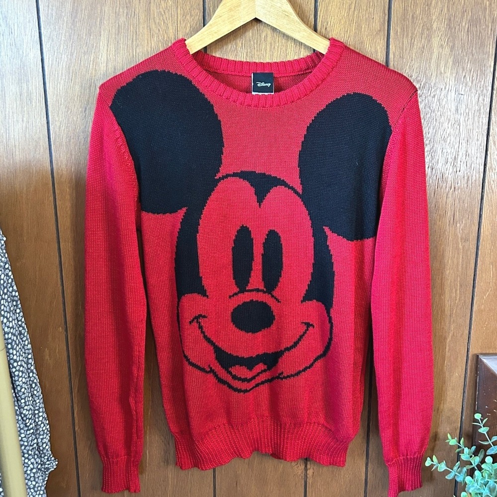 Disney Mickey Mouse Red & Black Pullover Knit Sweater Medium Cartoon Graphic